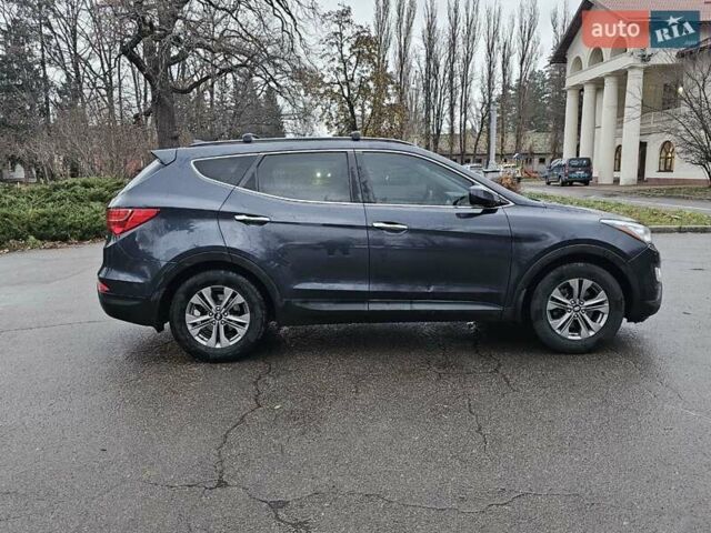 Синий Хендай Санта Фе, объемом двигателя 2.36 л и пробегом 180 тыс. км за 10900 $, фото 16 на Automoto.ua
