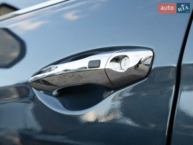 Синий Хендай Санта Фе, объемом двигателя 2 л и пробегом 179 тыс. км за 18950 $, фото 8 на Automoto.ua