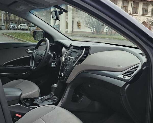 Синий Хендай Санта Фе, объемом двигателя 2.36 л и пробегом 180 тыс. км за 11500 $, фото 16 на Automoto.ua