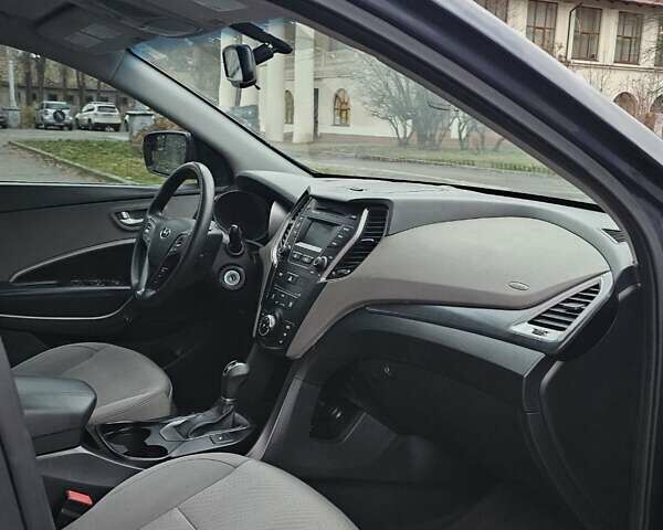 Синій Хендай Санта Фе, об'ємом двигуна 2.36 л та пробігом 180 тис. км за 11500 $, фото 10 на Automoto.ua