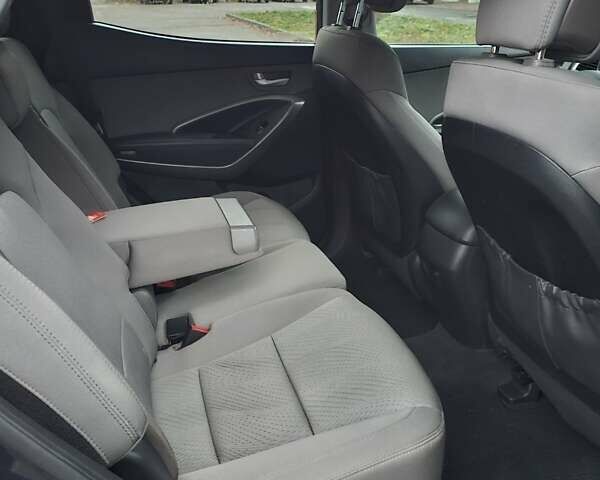 Синій Хендай Санта Фе, об'ємом двигуна 2.36 л та пробігом 180 тис. км за 11500 $, фото 9 на Automoto.ua