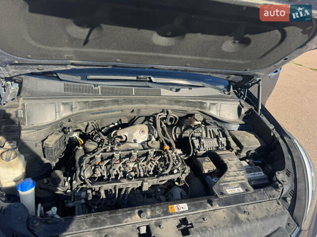 Синій Хендай Санта Фе, об'ємом двигуна 2 л та пробігом 191 тис. км за 16500 $, фото 21 на Automoto.ua