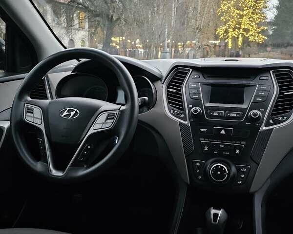 Синій Хендай Санта Фе, об'ємом двигуна 2.36 л та пробігом 180 тис. км за 11900 $, фото 18 на Automoto.ua