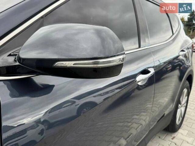 Синій Хендай Санта Фе, об'ємом двигуна 2 л та пробігом 170 тис. км за 18500 $, фото 6 на Automoto.ua