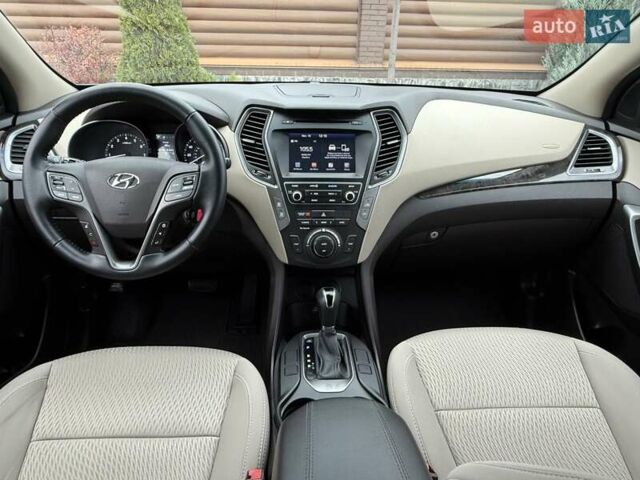 Синий Хендай Санта Фе, объемом двигателя 2.36 л и пробегом 104 тыс. км за 15800 $, фото 56 на Automoto.ua