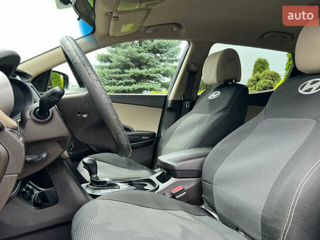 Синий Хендай Санта Фе, объемом двигателя 2.4 л и пробегом 190 тыс. км за 16300 $, фото 8 на Automoto.ua