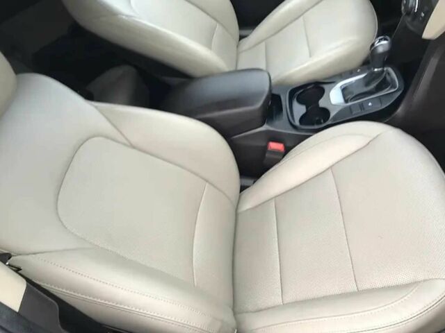 Синий Хендай Санта Фе, объемом двигателя 2.4 л и пробегом 70 тыс. км за 13300 $, фото 14 на Automoto.ua