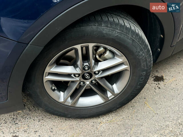 Синий Хендай Санта Фе, объемом двигателя 2.4 л и пробегом 86 тыс. км за 15500 $, фото 44 на Automoto.ua