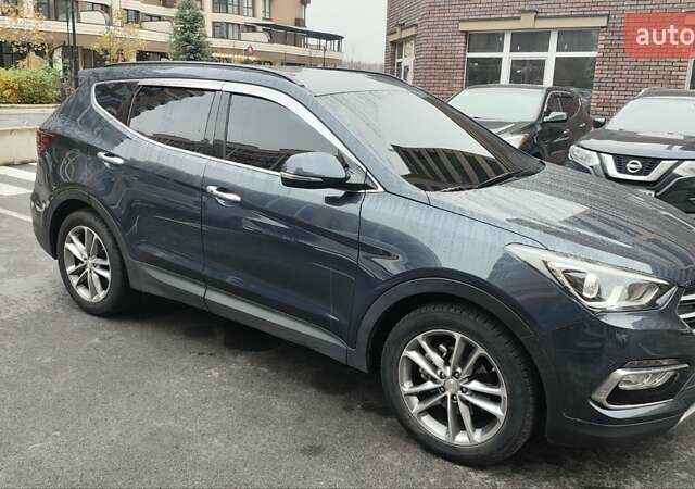 Синий Хендай Санта Фе, объемом двигателя 2 л и пробегом 180 тыс. км за 18800 $, фото 10 на Automoto.ua