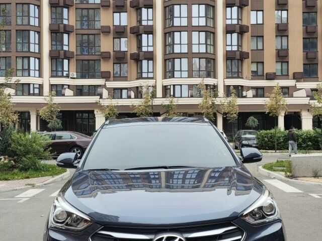 Синий Хендай Санта Фе, объемом двигателя 2 л и пробегом 187 тыс. км за 19000 $, фото 2 на Automoto.ua