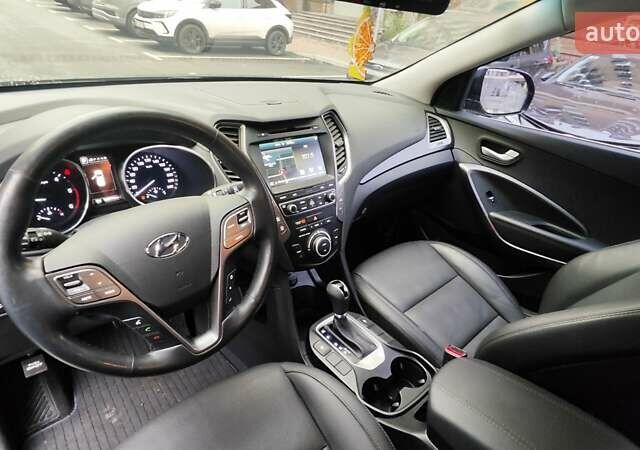 Синий Хендай Санта Фе, объемом двигателя 2 л и пробегом 180 тыс. км за 18800 $, фото 30 на Automoto.ua