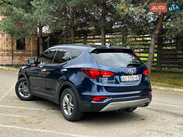 Синий Хендай Санта Фе, объемом двигателя 2.4 л и пробегом 86 тыс. км за 15500 $, фото 5 на Automoto.ua