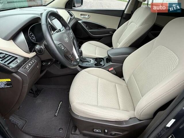 Синий Хендай Санта Фе, объемом двигателя 2.36 л и пробегом 104 тыс. км за 15800 $, фото 36 на Automoto.ua