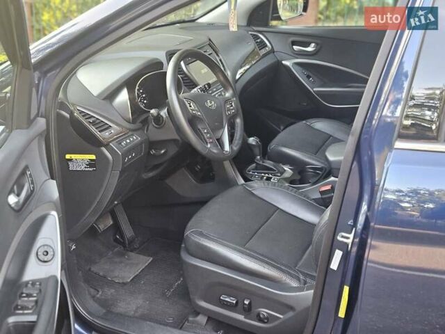Синий Хендай Санта Фе, объемом двигателя 2 л и пробегом 130 тыс. км за 17700 $, фото 14 на Automoto.ua