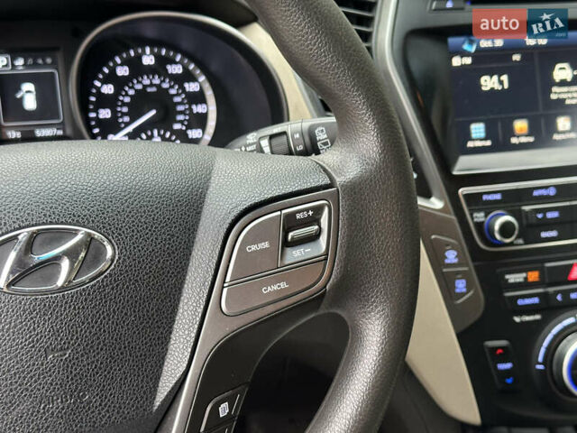 Синий Хендай Санта Фе, объемом двигателя 2.4 л и пробегом 86 тыс. км за 15500 $, фото 21 на Automoto.ua