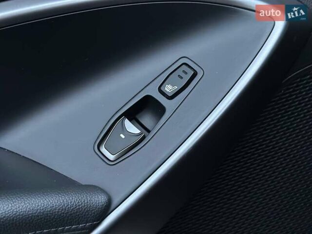 Синий Хендай Санта Фе, объемом двигателя 2 л и пробегом 131 тыс. км за 17290 $, фото 19 на Automoto.ua