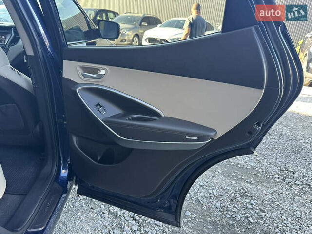 Синий Хендай Санта Фе, объемом двигателя 2.36 л и пробегом 122 тыс. км за 14999 $, фото 38 на Automoto.ua