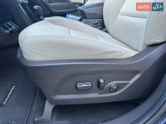 Синий Хендай Санта Фе, объемом двигателя 2.36 л и пробегом 122 тыс. км за 14999 $, фото 27 на Automoto.ua