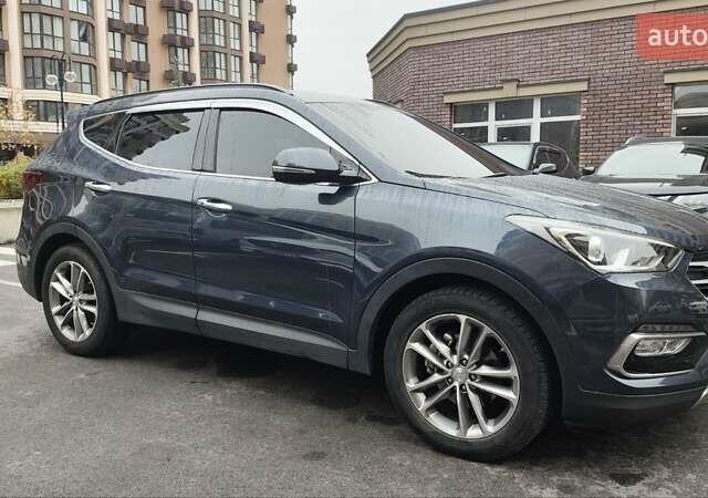 Синий Хендай Санта Фе, объемом двигателя 2 л и пробегом 180 тыс. км за 18800 $, фото 12 на Automoto.ua