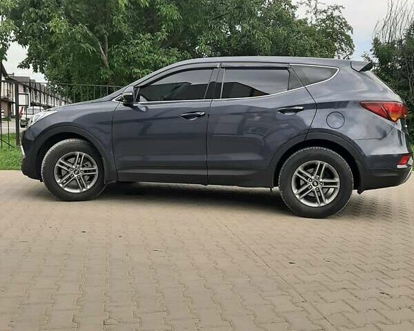 Синий Хендай Санта Фе, объемом двигателя 2.2 л и пробегом 181 тыс. км за 20700 $, фото 4 на Automoto.ua