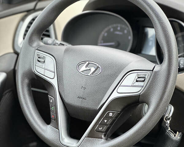 Синій Хендай Санта Фе, об'ємом двигуна 2.36 л та пробігом 113 тис. км за 17500 $, фото 22 на Automoto.ua