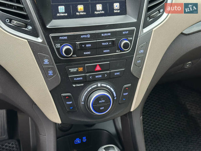 Синий Хендай Санта Фе, объемом двигателя 2.4 л и пробегом 86 тыс. км за 15500 $, фото 16 на Automoto.ua