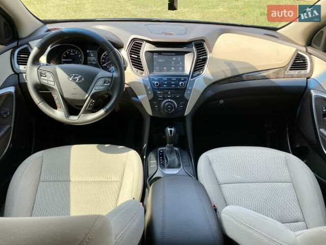 Синий Хендай Санта Фе, объемом двигателя 2.36 л и пробегом 122 тыс. км за 14000 $, фото 27 на Automoto.ua