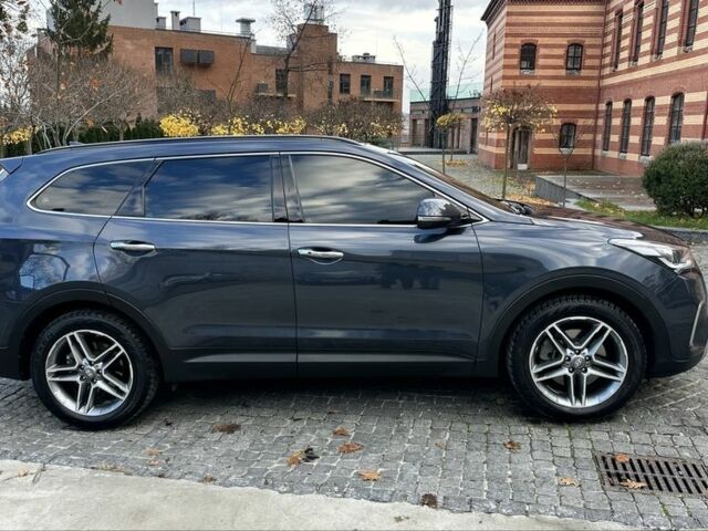 Синий Хендай Санта Фе, объемом двигателя 2.2 л и пробегом 126 тыс. км за 25499 $, фото 4 на Automoto.ua