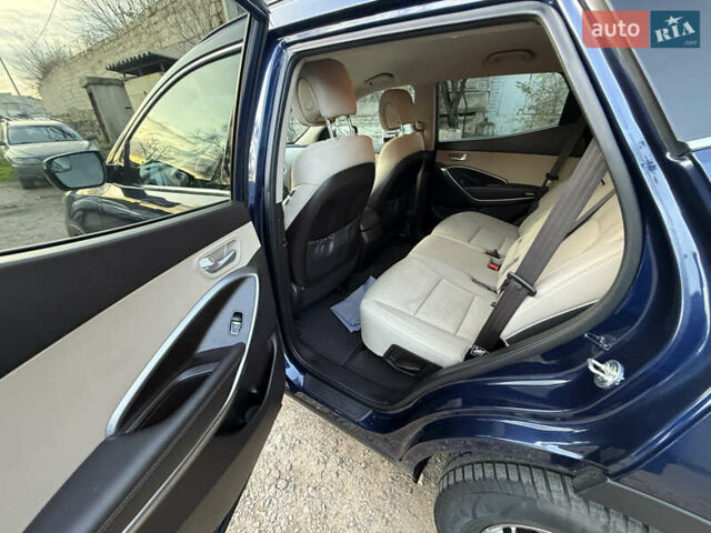 Синий Хендай Санта Фе, объемом двигателя 2.36 л и пробегом 110 тыс. км за 14000 $, фото 7 на Automoto.ua