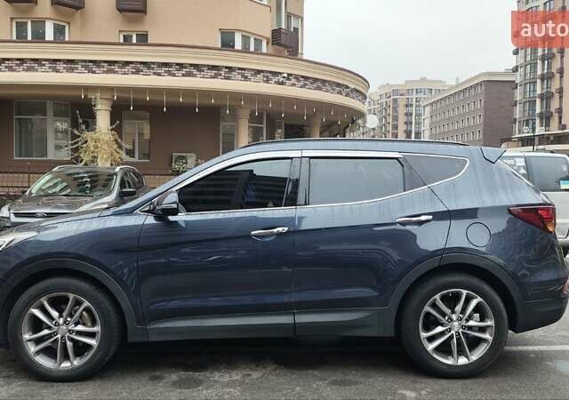 Синий Хендай Санта Фе, объемом двигателя 2 л и пробегом 180 тыс. км за 18800 $, фото 8 на Automoto.ua