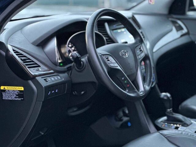Синій Хендай Санта Фе, об'ємом двигуна 2 л та пробігом 131 тис. км за 17290 $, фото 8 на Automoto.ua
