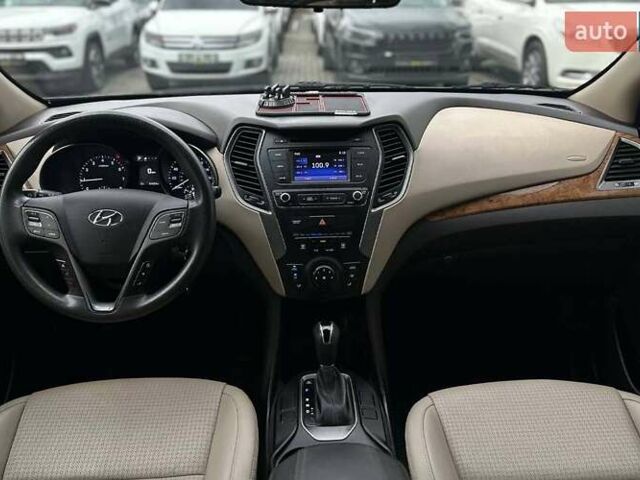 Синій Хендай Санта Фе, об'ємом двигуна 2.36 л та пробігом 97 тис. км за 17900 $, фото 14 на Automoto.ua