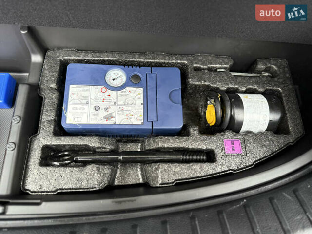 Синій Хендай Санта Фе, об'ємом двигуна 2 л та пробігом 182 тис. км за 21999 $, фото 70 на Automoto.ua