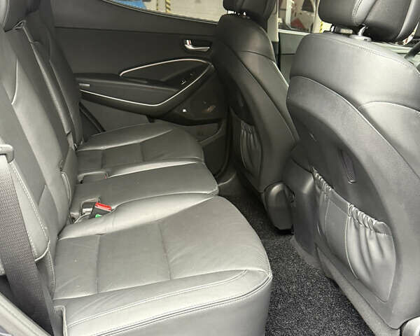 Синій Хендай Санта Фе, об'ємом двигуна 2 л та пробігом 182 тис. км за 21999 $, фото 24 на Automoto.ua