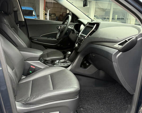 Синій Хендай Санта Фе, об'ємом двигуна 2 л та пробігом 182 тис. км за 21999 $, фото 16 на Automoto.ua