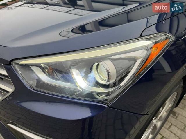 Синий Хендай Санта Фе, объемом двигателя 2 л и пробегом 173 тыс. км за 18000 $, фото 9 на Automoto.ua