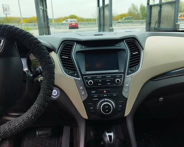 Хендай Санта Фе 2017 в Киеве на Automoto.ua Синий Хендай Санта Фе, объемом двигателя 2.4 л и пробегом 113 тыс. км за 21000 $, фото 43 на Automoto.ua