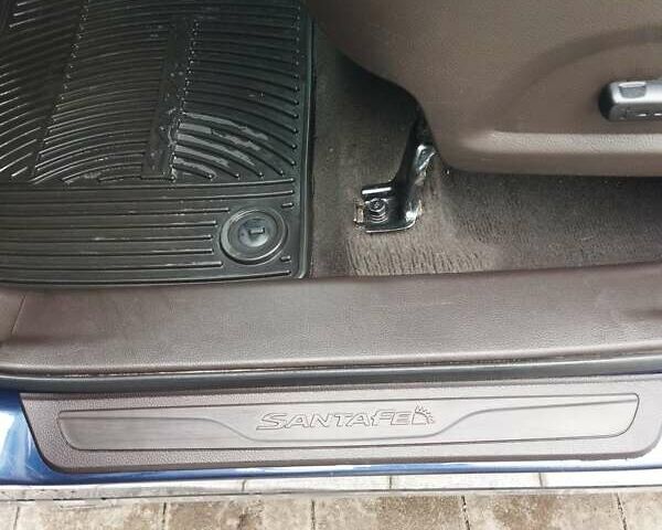 Хендай Санта Фе 2017 в Киеве на Automoto.ua Синий Хендай Санта Фе, объемом двигателя 2.4 л и пробегом 113 тыс. км за 21000 $, фото 49 на Automoto.ua