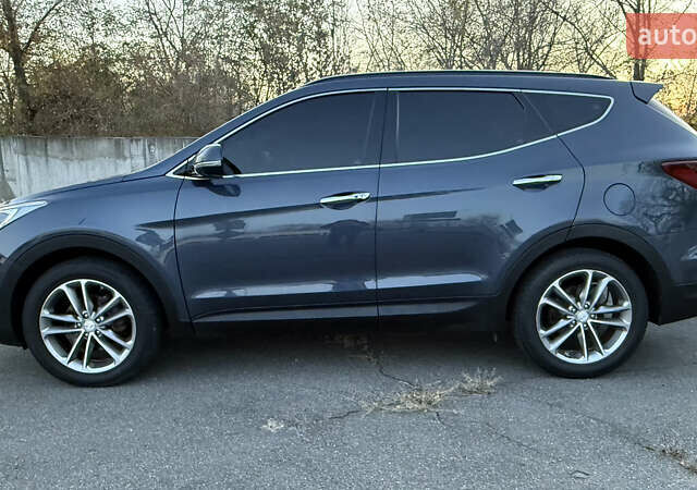 Синій Хендай Санта Фе, об'ємом двигуна 2 л та пробігом 182 тис. км за 21999 $, фото 9 на Automoto.ua