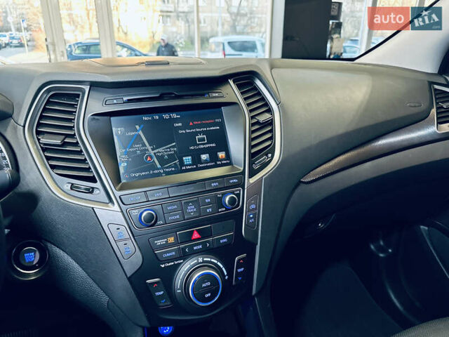 Синій Хендай Санта Фе, об'ємом двигуна 2 л та пробігом 181 тис. км за 20500 $, фото 28 на Automoto.ua