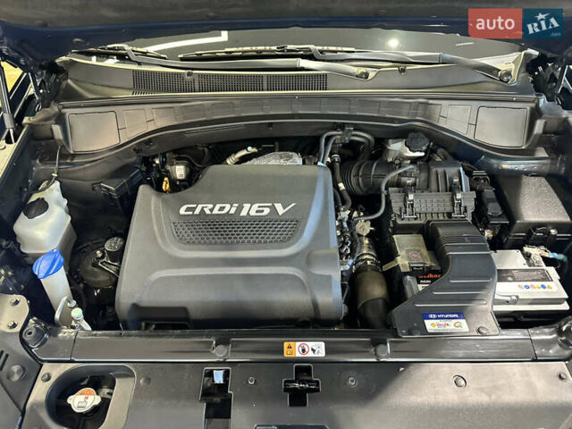 Синій Хендай Санта Фе, об'ємом двигуна 2 л та пробігом 181 тис. км за 20500 $, фото 51 на Automoto.ua