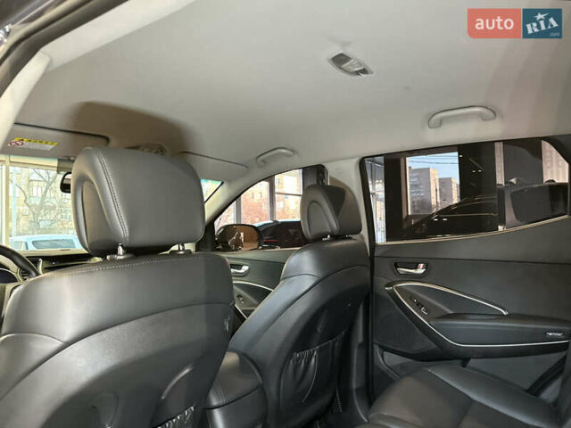 Синій Хендай Санта Фе, об'ємом двигуна 2 л та пробігом 181 тис. км за 20500 $, фото 38 на Automoto.ua