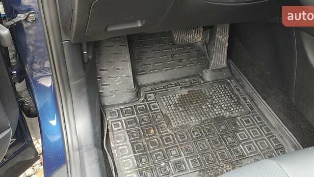 Синий Хендай Санта Фе, объемом двигателя 2.36 л и пробегом 80 тыс. км за 21300 $, фото 31 на Automoto.ua