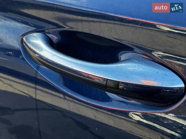 Синий Хендай Санта Фе, объемом двигателя 2 л и пробегом 37 тыс. км за 23730 $, фото 8 на Automoto.ua