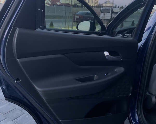 Синий Хендай Санта Фе, объемом двигателя 2.5 л и пробегом 9 тыс. км за 31900 $, фото 46 на Automoto.ua