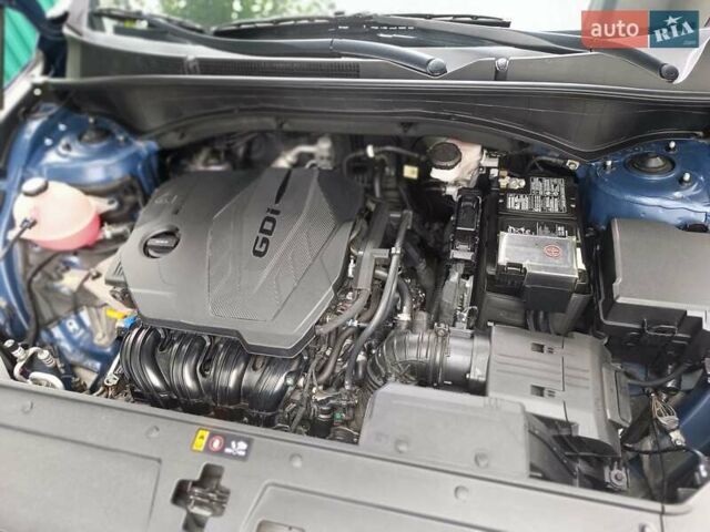 Синий Хендай Санта Фе, объемом двигателя 2.5 л и пробегом 41 тыс. км за 28999 $, фото 1 на Automoto.ua