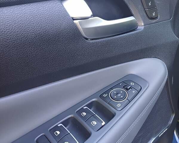 Синій Хендай Санта Фе, об'ємом двигуна 2.5 л та пробігом 26 тис. км за 38500 $, фото 14 на Automoto.ua