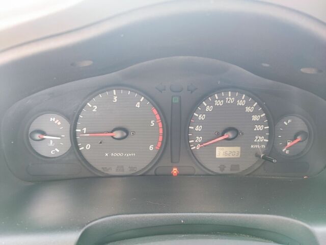 Зеленый Хендай Санта Фе, объемом двигателя 2 л и пробегом 316 тыс. км за 2404 $, фото 10 на Automoto.ua