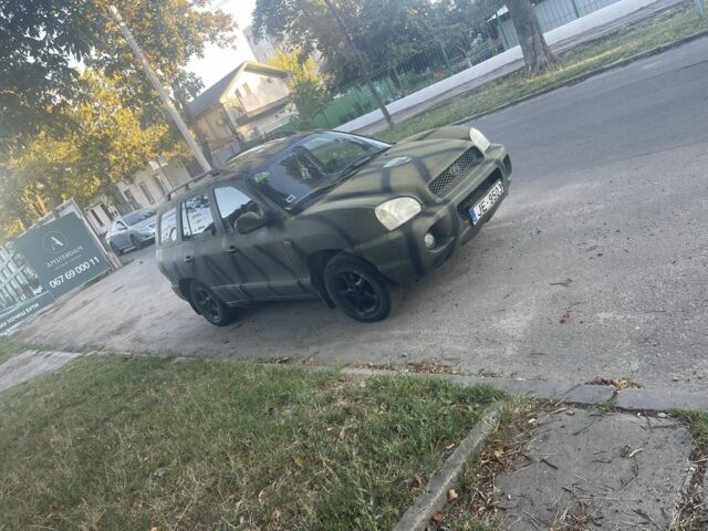 Зелений Хендай Санта Фе, об'ємом двигуна 2.7 л та пробігом 300 тис. км за 2000 $, фото 1 на Automoto.ua