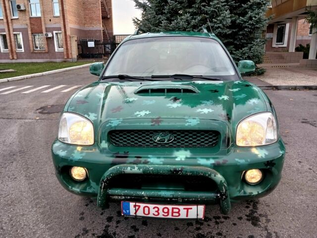 Зеленый Хендай Санта Фе, объемом двигателя 2 л и пробегом 287 тыс. км за 2750 $, фото 2 на Automoto.ua